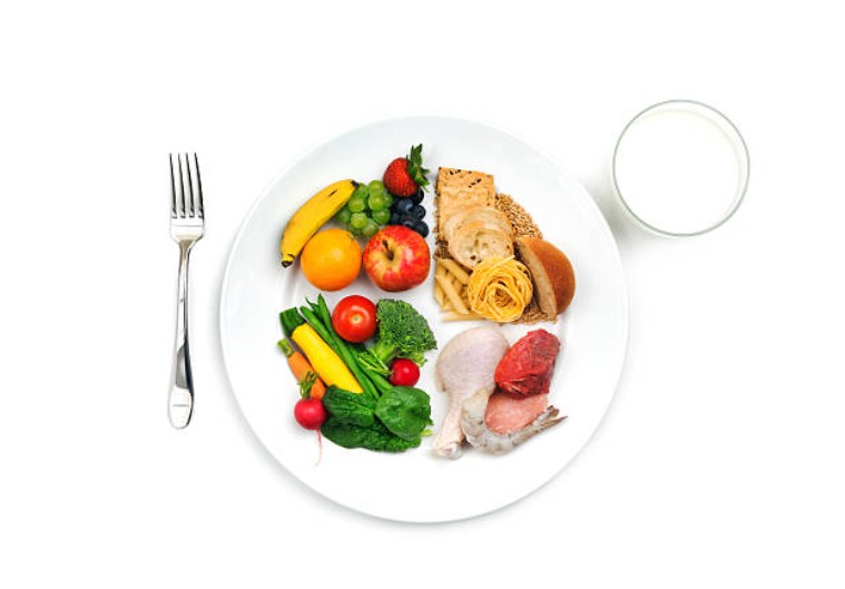 Cara Simpel Atur Piring Makan untuk Gizi Seimbang